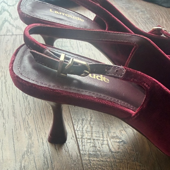 Larroude Ines Pump in Wine Velvet - Picture 12 of 15